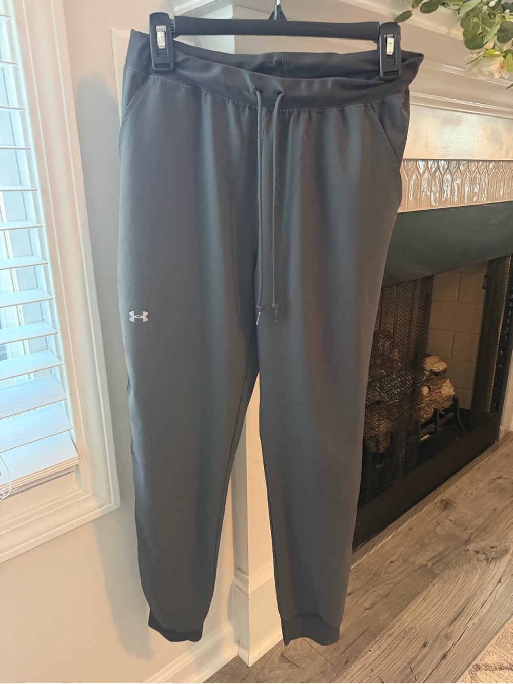 Under Armour Men's Dark Gray Performance Joggers